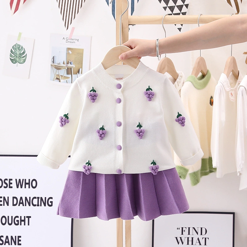 Girls&prime; Autumn Knitted Suit Cute Crocheted Sweater Skirt Warm Pleated Skirt